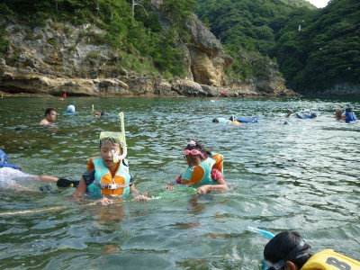 夏はじまりです。泳ぐ・食べる・遊ぶ。甲羅戯で過ごす