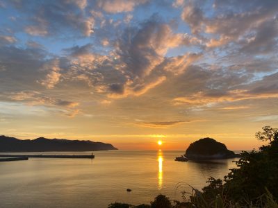 柴山～香住の海岸線（今子浦）夕日百選